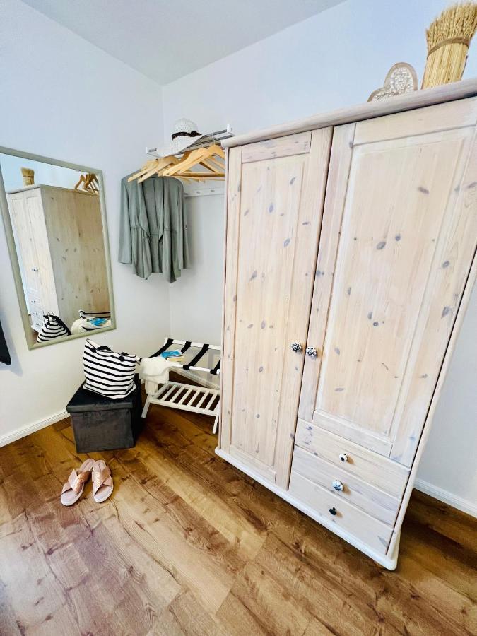 Seelund - Meeresrauschen Lauschen - Ruhiges Sonniges Apartment Mit Garten Und Terrasse Nahe Strand Und Ostsee Schönhagen Εξωτερικό φωτογραφία